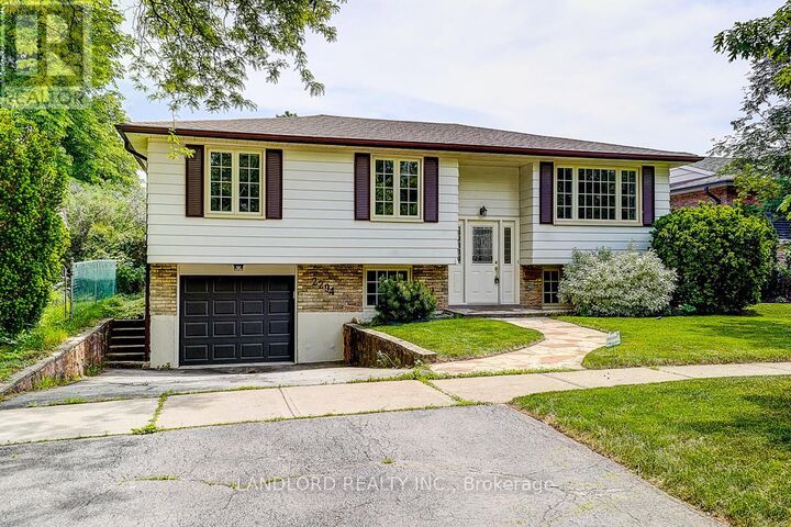 Property Photo:  2294 Wyandotte Drive  ON L6L 2T6 