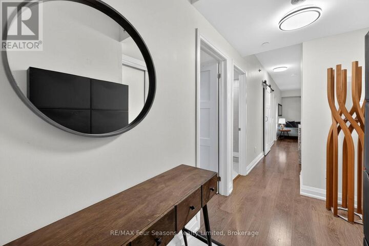 Property Photo:  17 Spooner Crescent 108  ON L9Y 1T3 