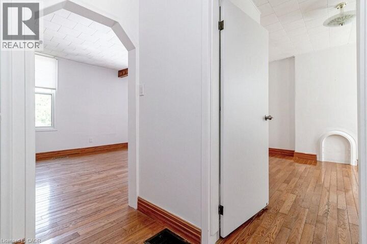 Property Photo: 170 Cannon Street West ON L8R 2C1