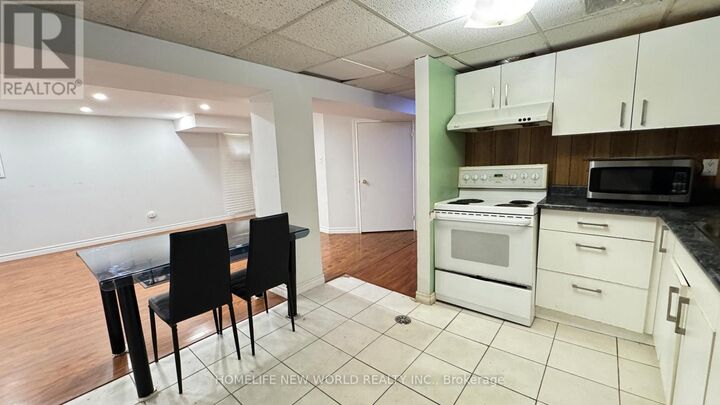 Property Photo:  326 Crosby Avenue Lower  ON L4C 2R7 