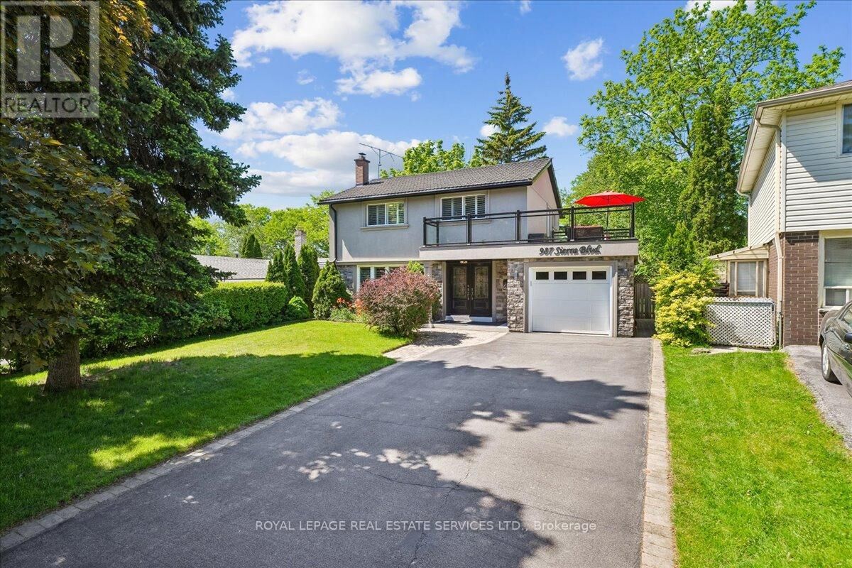 Property Photo: 987 Sierra Boulevard ON L4Y 2E3