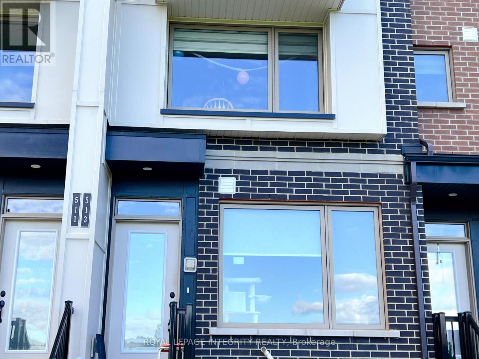 Property Photo:  513 Ozawa Private  ON K1K 4Z8 