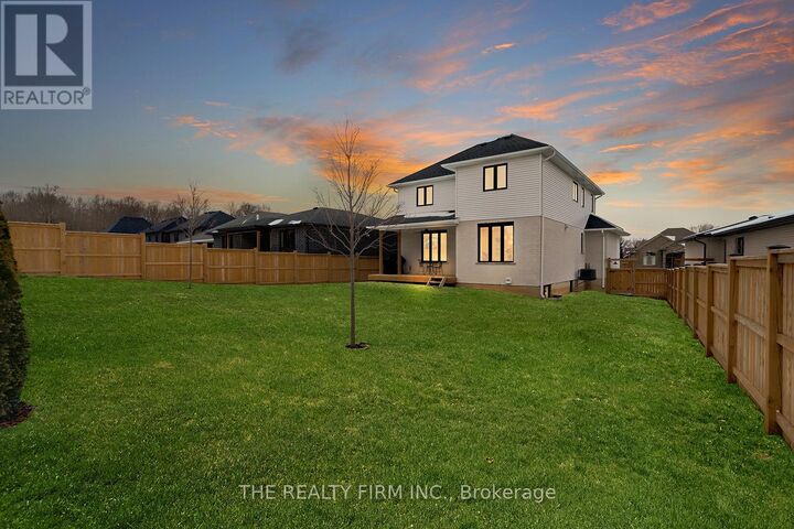 Property Photo:  291 King Street  ON N0L 1M0 