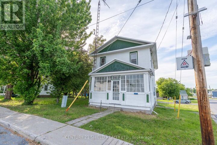 18491 Hughie Munro Street — photo 1
