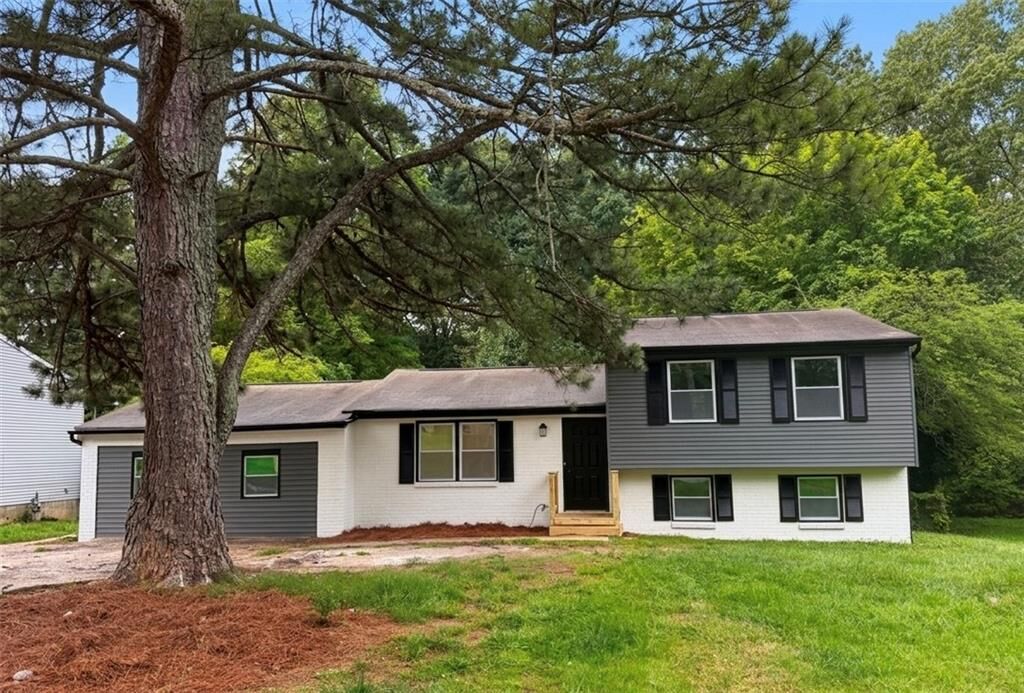 Property Photo:  6855 Kimberly Mill Road  GA 30349 