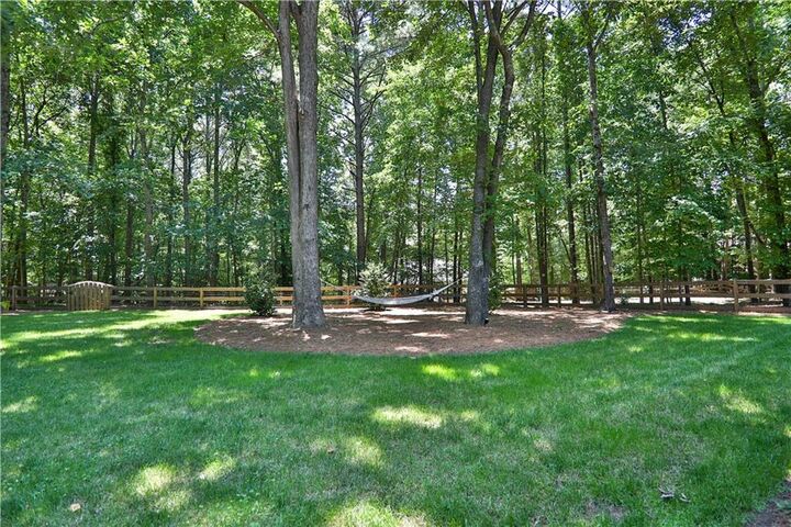 Property Photo: 1312 Oak Bluff Court GA 30114