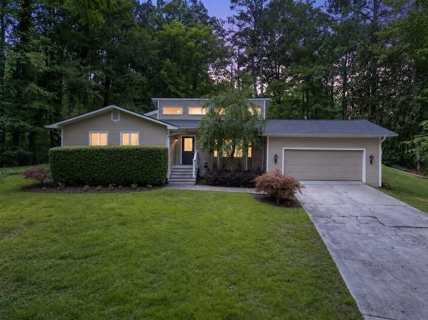 Property Photo:  4158 Berkshire Court  GA 30180 