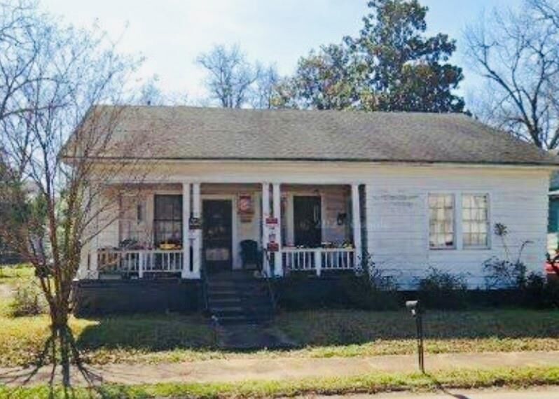 Property Photo: 1016 Nicholson GA 31825