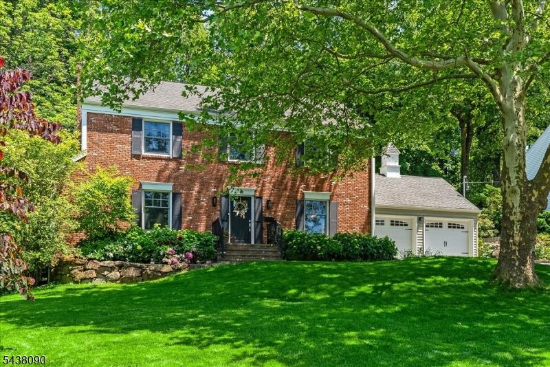 Property Photo:  22 Ridge Dr W.  NJ 07922 
