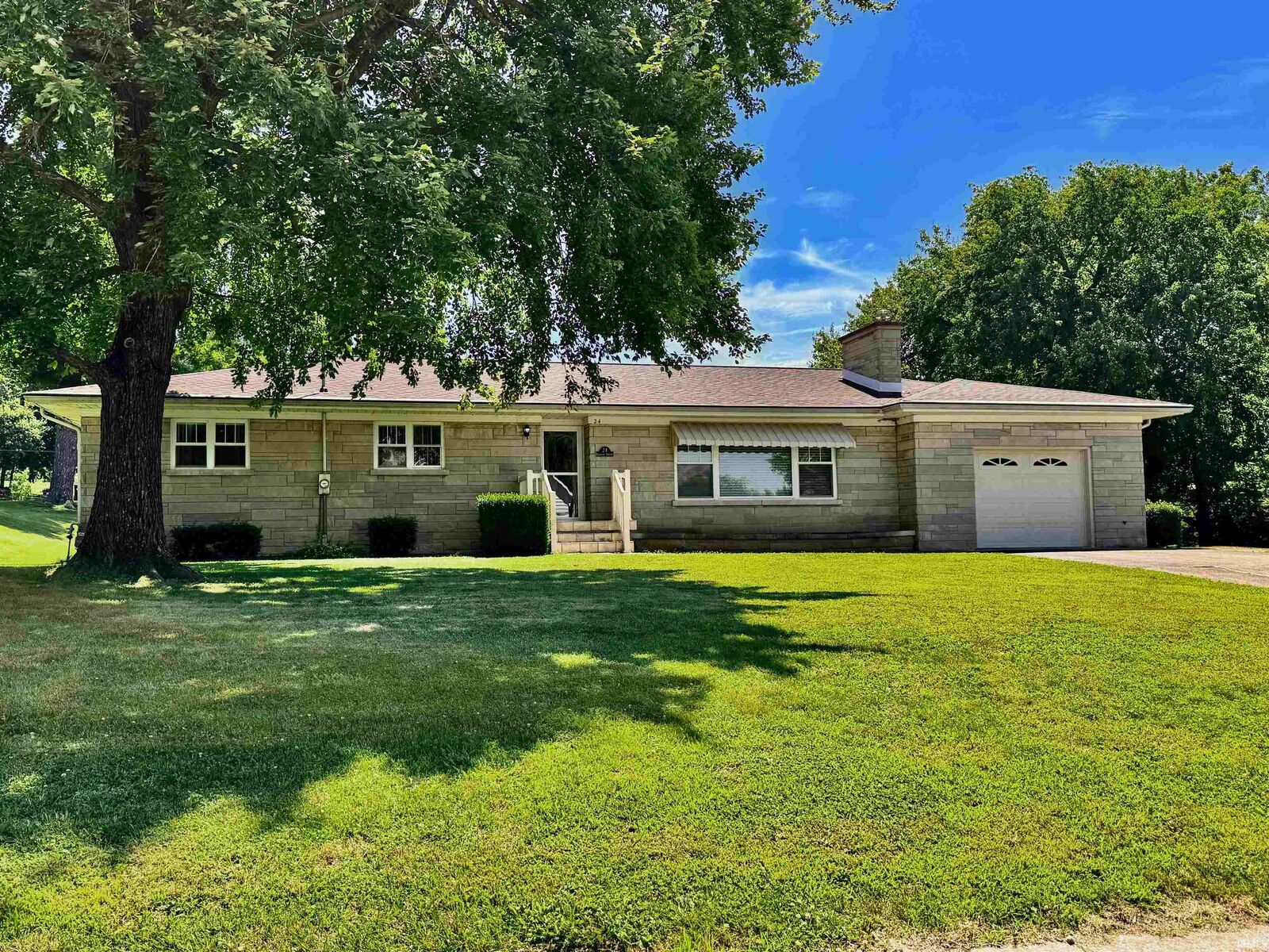 Property Photo: 24 College Street IN 47611