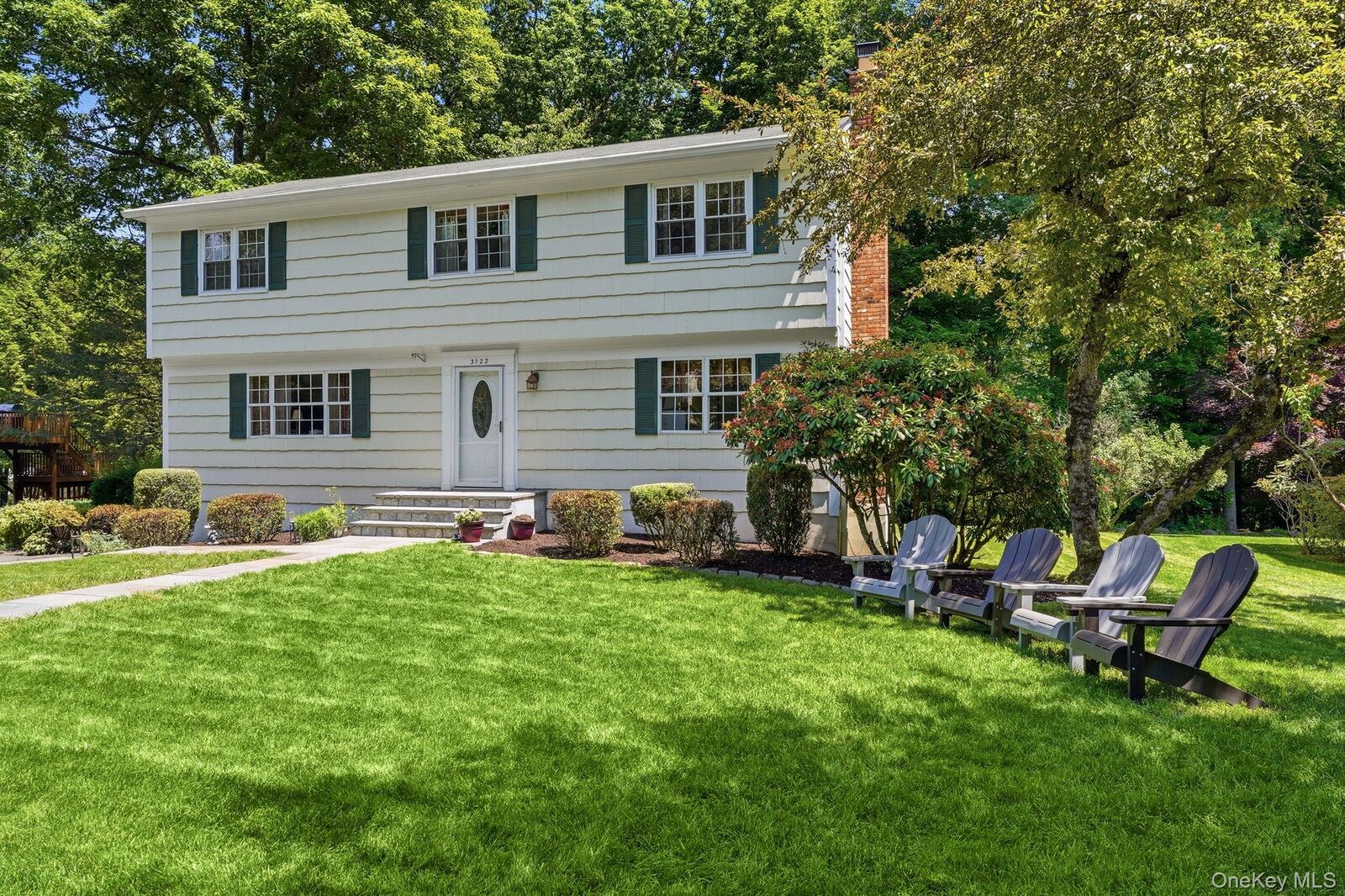 Property Photo:  3122 Poplar Street  NY 10598 
