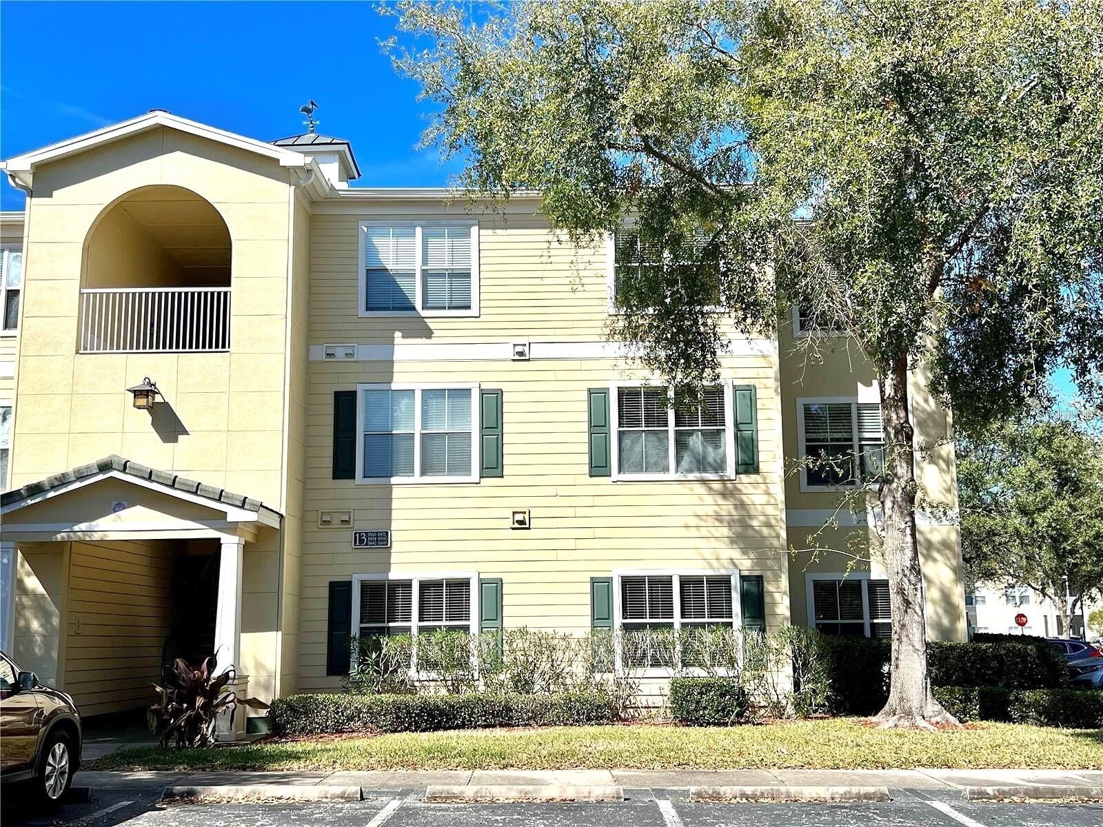 Property Photo: 18448 Bridle Club Drive Na FL 33647