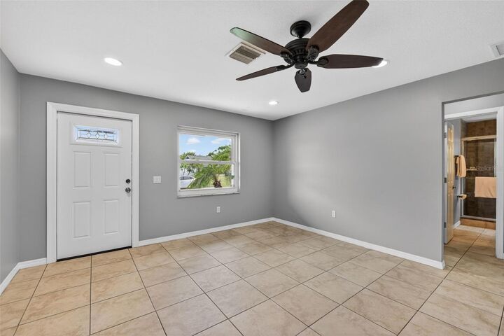 Property Photo: 10136 Peach Avenue FL 34224