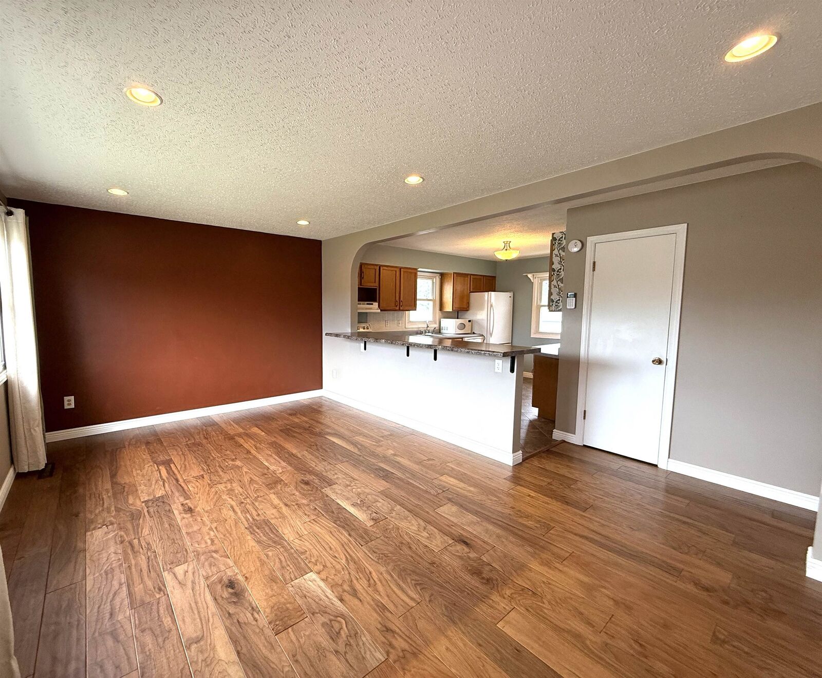 Property Photo: 2300 NW 8th St ND 58703