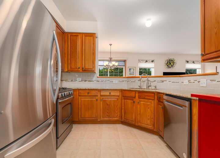 Property Photo: 429 Merlot Court IL 60543