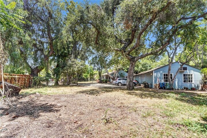 Property Photo:  13505 Hatteras  CA 91401 
