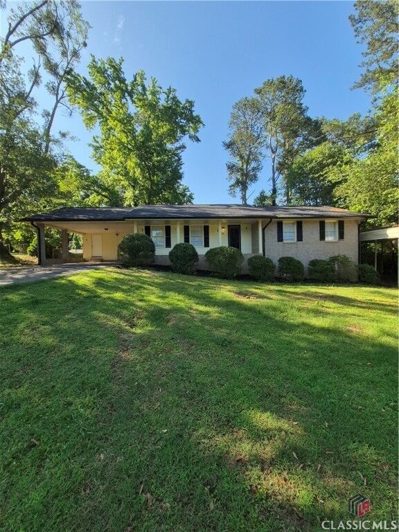 Property Photo:  116 Cherokee Ridge Drive  GA 30606 