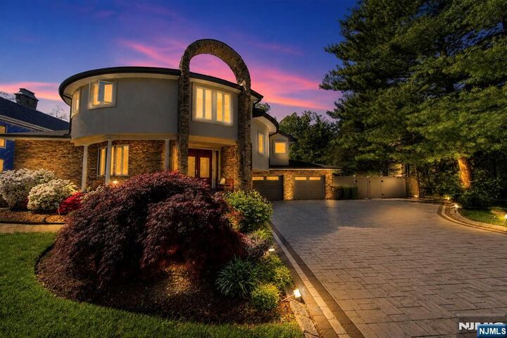 Property Photo: 290 Dunkerhook Road NJ 07652