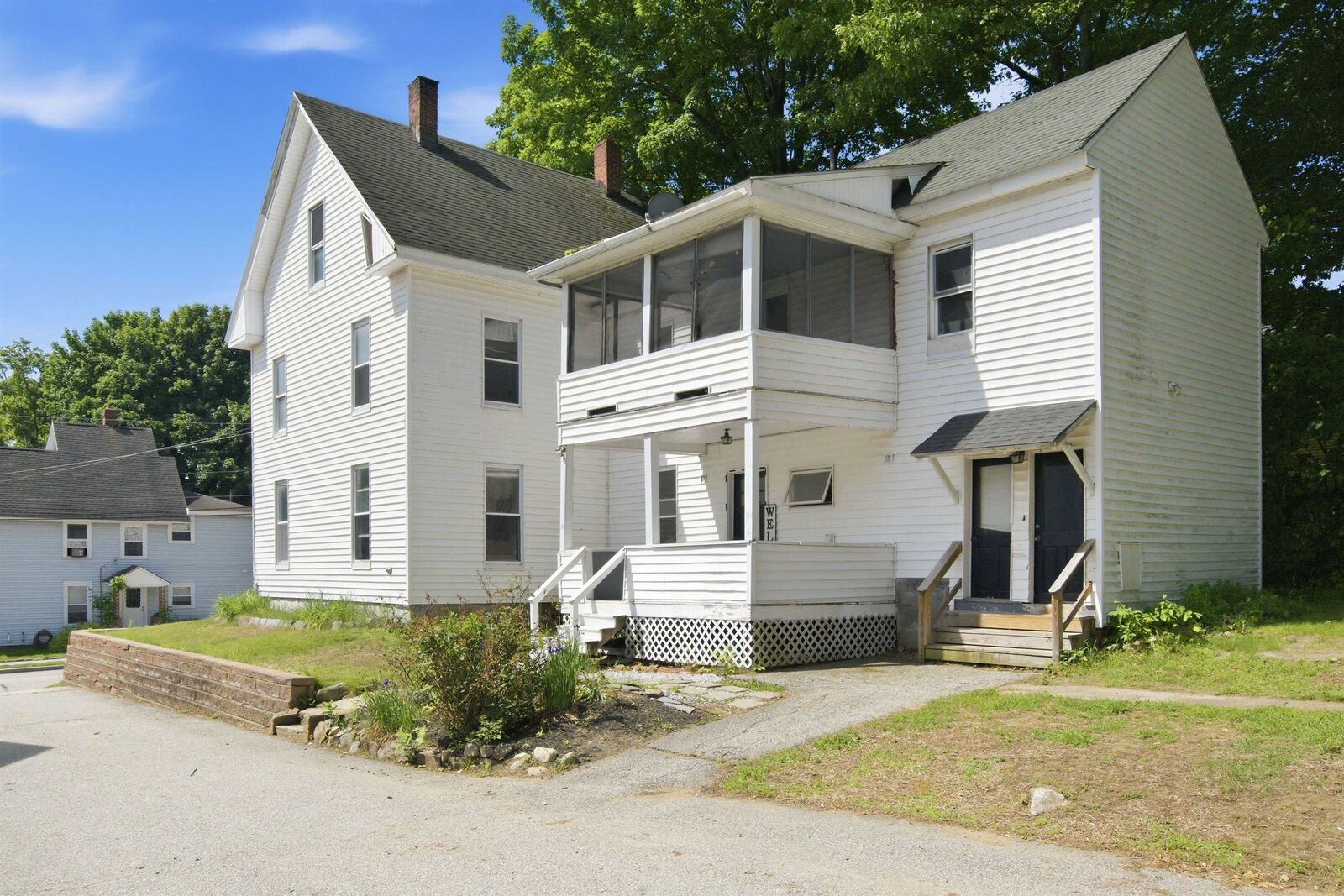 Property Photo:  9 Pine Street  NH 03275 