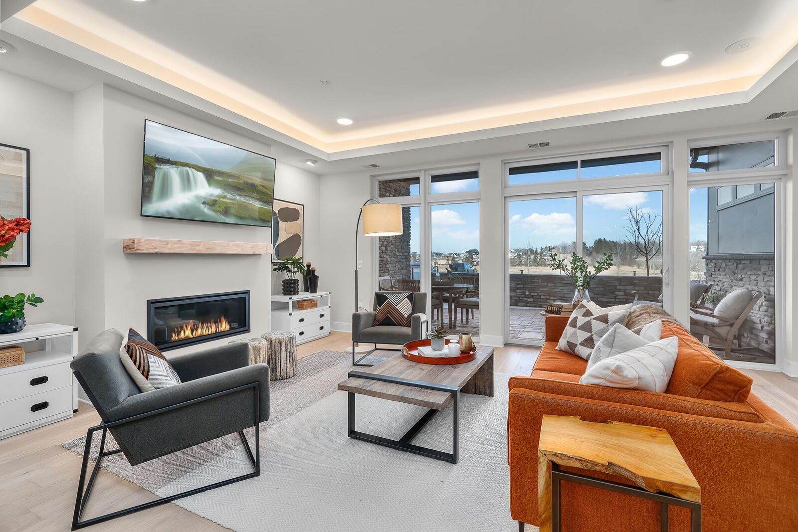 Property Photo:  1 Hill Farm Rd 107  MN 55127 