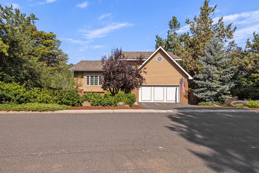 Property Photo: 1250 Wild Plum Drive OR 97601