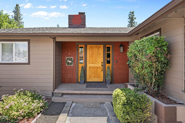 Property Photo:  1769 Serenity Drive  OR 97504 
