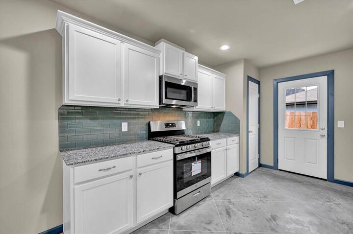 Property Photo: 280 Windsor Way OK 73110