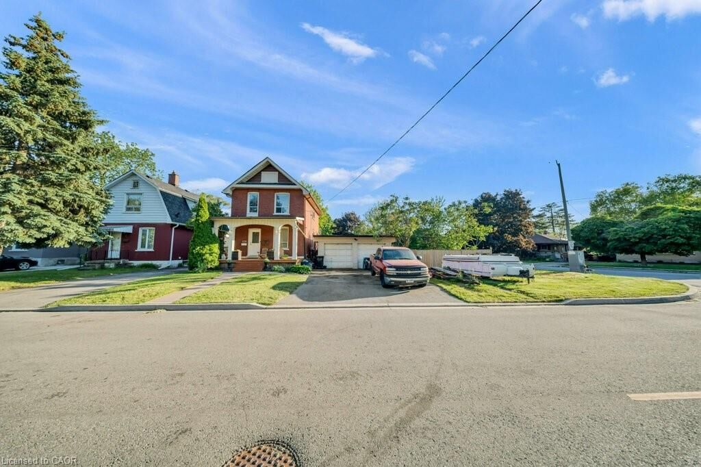 Photo de la propriété:  118 Hewat Street  ON N3H 4H1 