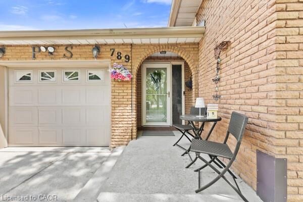 Property Photo:  789 Rymal Road  ON L8W 1B6 