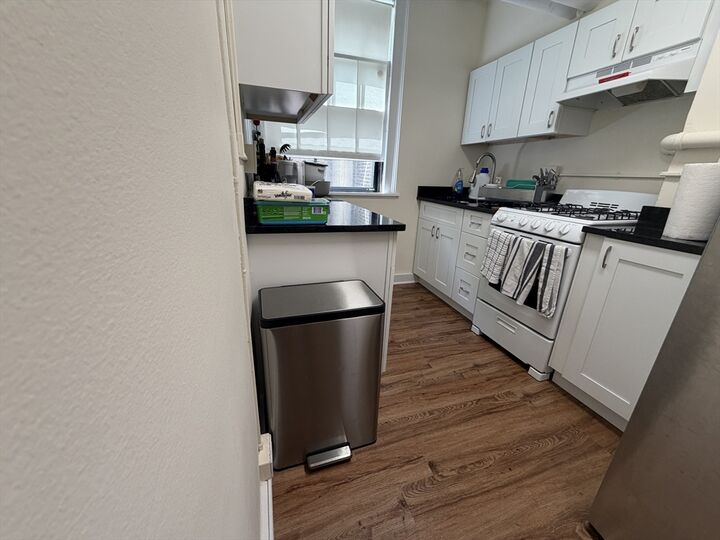 Property Photo:  276 Marlborough Street G2  MA 02116 