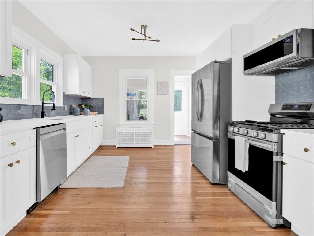 Property Photo:  35 Brook St  MA 02771 
