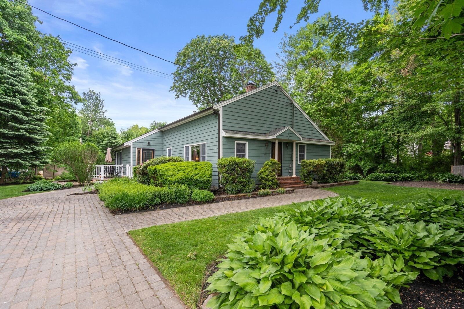 Property Photo:  18 Ivy Rd  MA 01460 