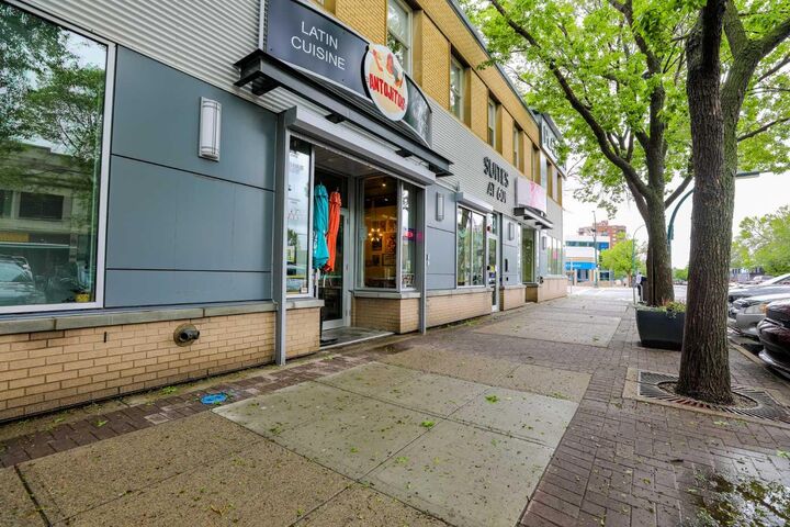 Property Photo: 333 6 Street S 207 AB T1J 2C7