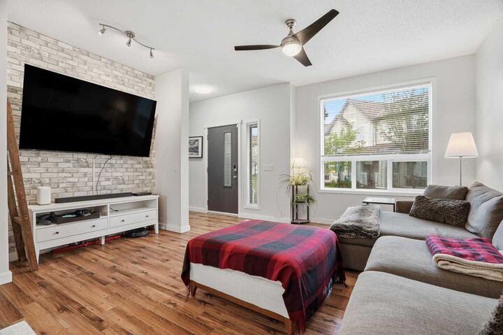 Property Photo:  65 Copperstone Cove SE  AB T2Z 0L3 