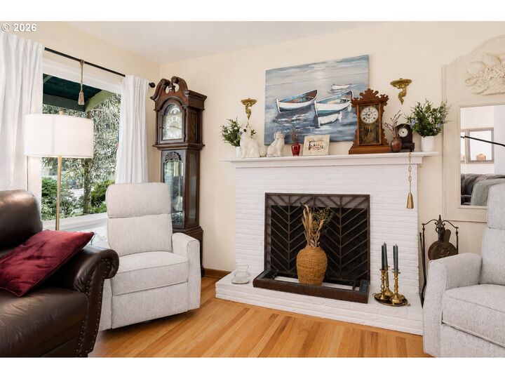 Property Photo:  3112 Upper Dr  OR 97035 