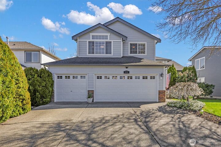 Property Photo: 915 N Laurel Lane WA 98406