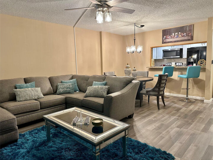 Property Photo:  4156 Inverrary Drive 205  FL 33319 