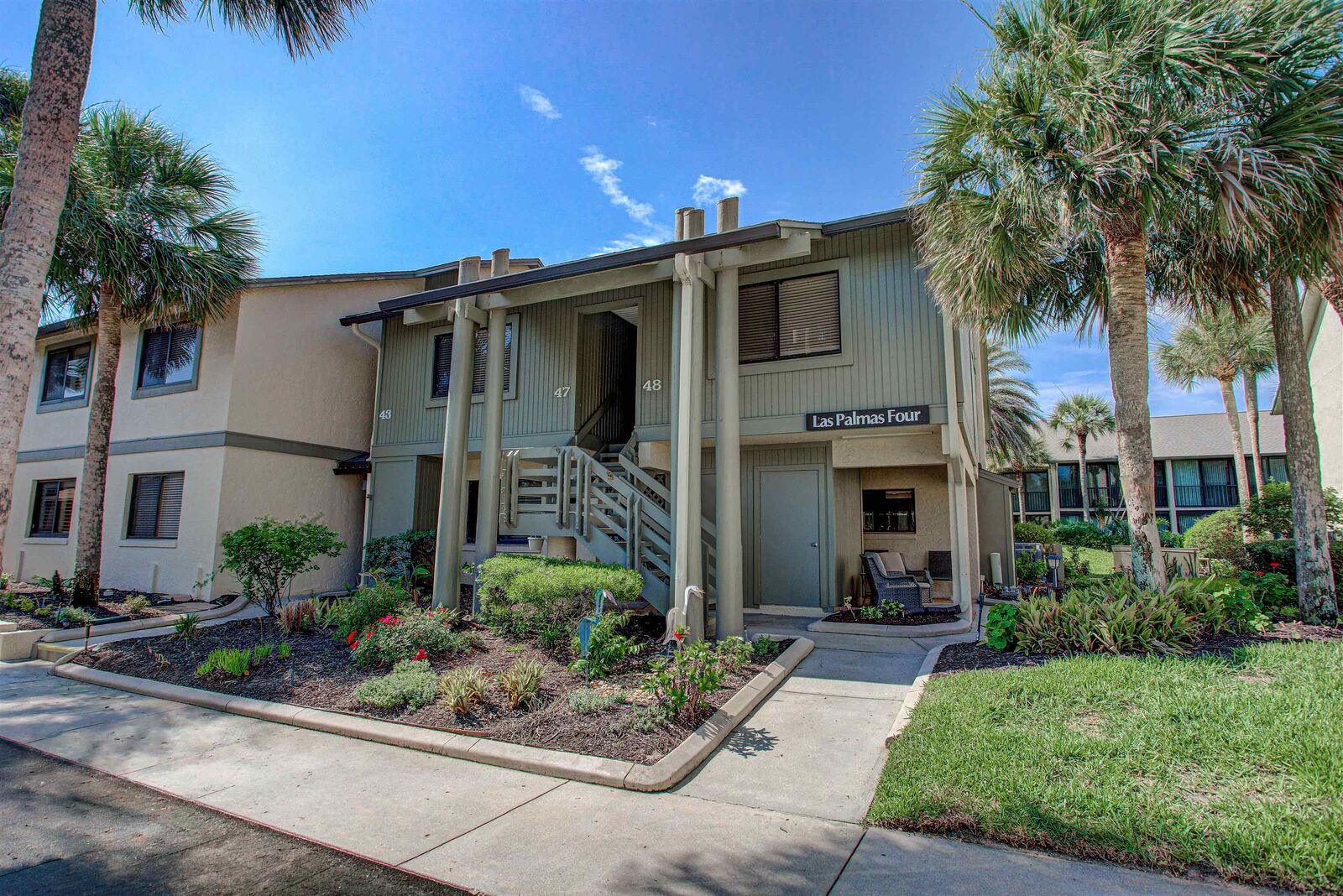 Property Photo: 47 Village Las Palmas Cir FL 32080