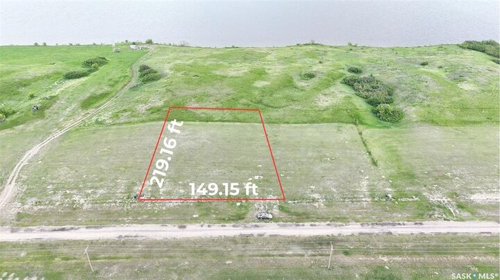 Property Photo:  118 Sunrise Drive S  SK S7C 0A6 