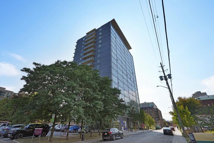 Property Photo: 300 Lisgar Street 702 ON K2P 0E2