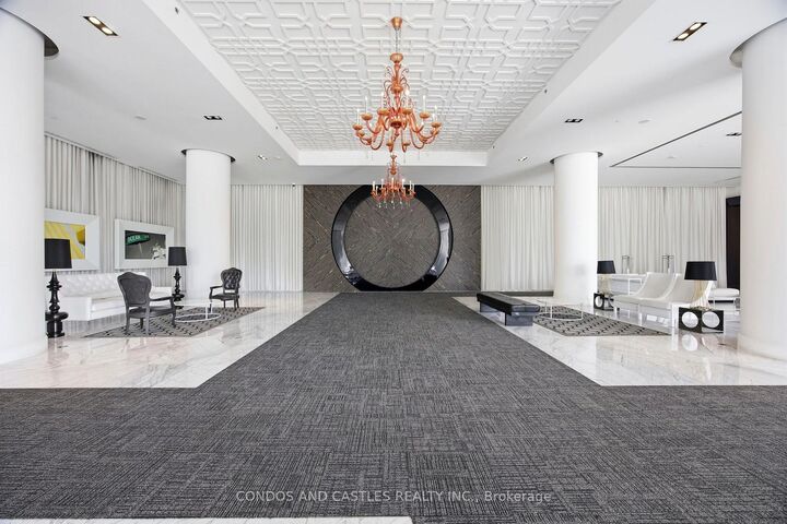 Property Photo: 88 Park Lawn Road 2611 ON M8Y 0B6