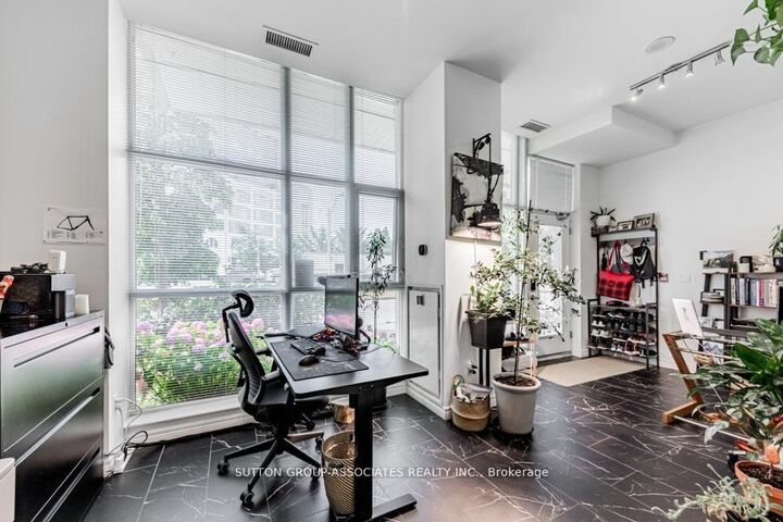 Property Photo: 628 Fleet Street 110 ON M5V 1A8