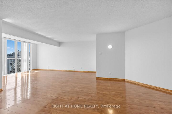 Property Photo: 41 Markbrook Lane 1711 ON M9V 5E6