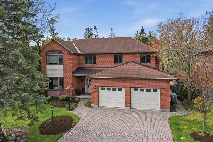 20 Halldorson Crescent — photo 1