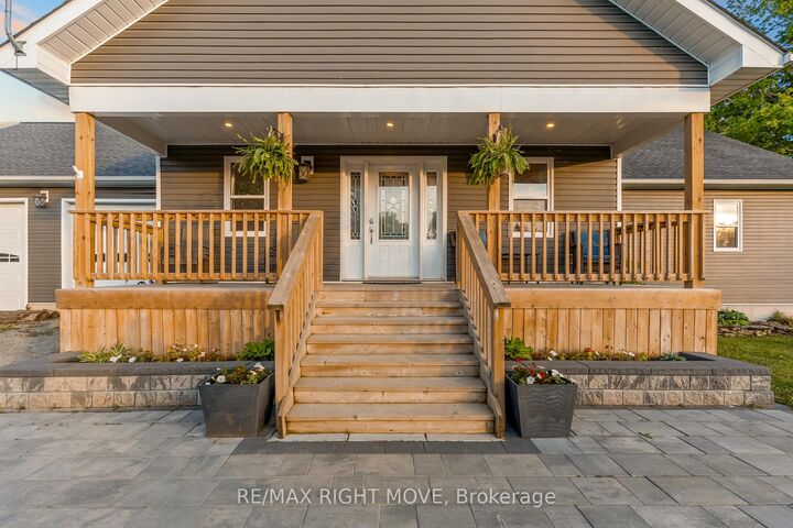 Property Photo: 9 Hummingbird Lane ON K0M 2B0