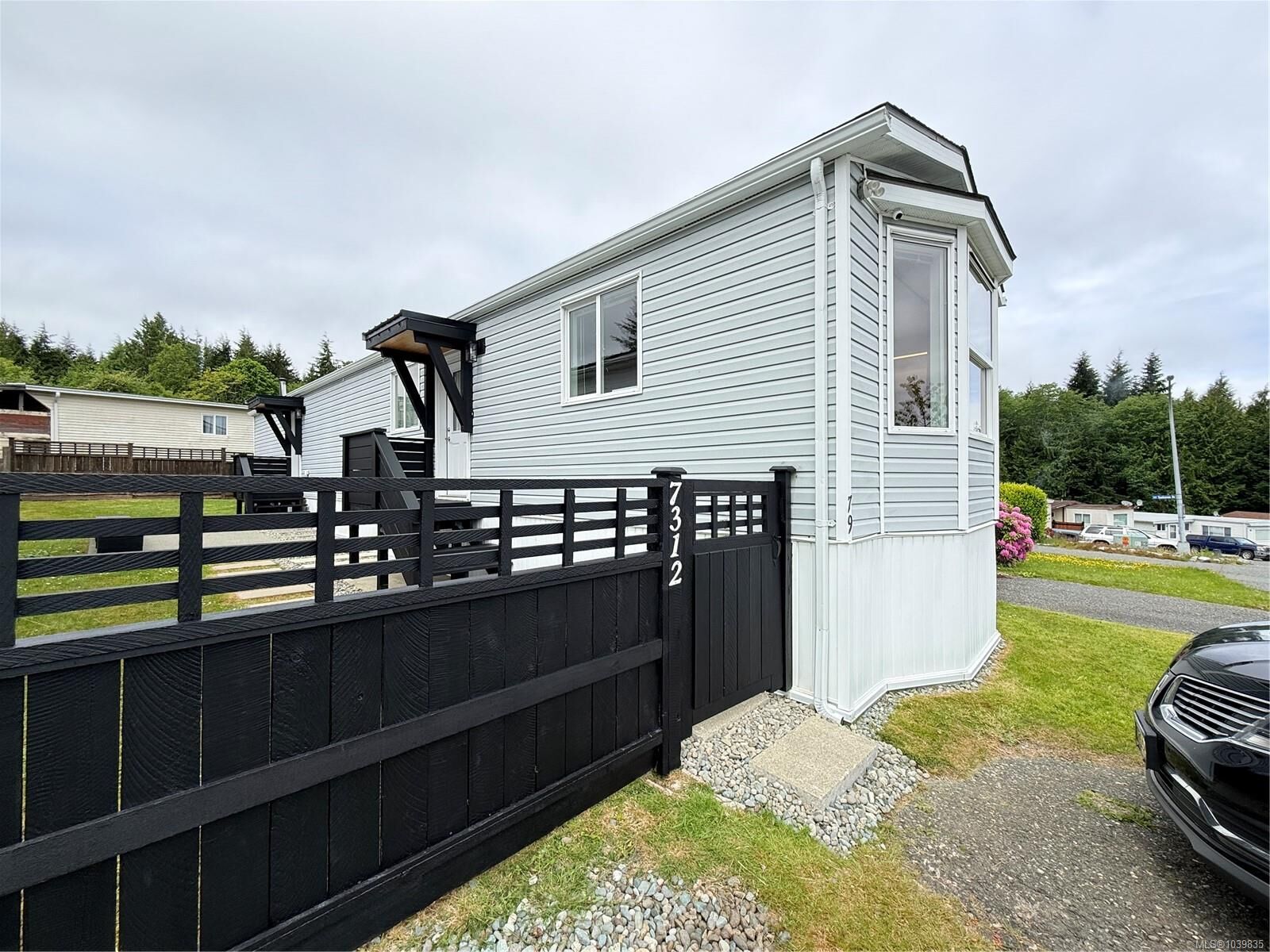 Property Photo: 7312 Klakish Pl BC V0N 2P0