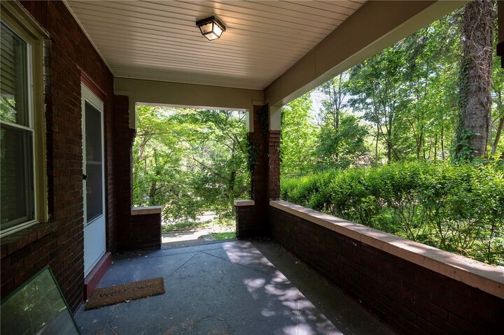 Property Photo: 565 Ardmore Blvd PA 15221