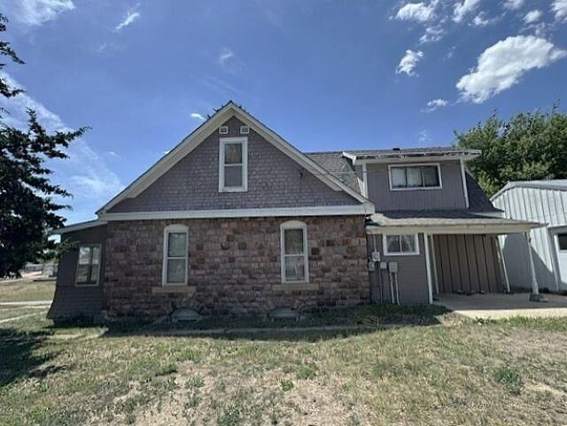 Property Photo: 912 7th St. SD 57062