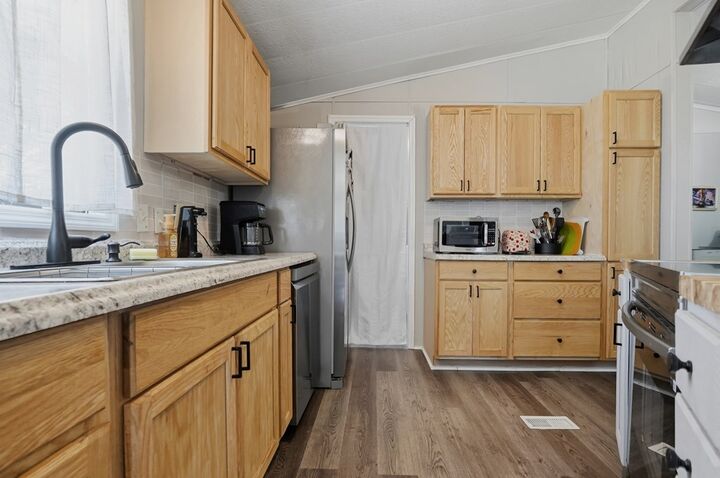 Property Photo:  611 Heartwood Lane  GA 31705 