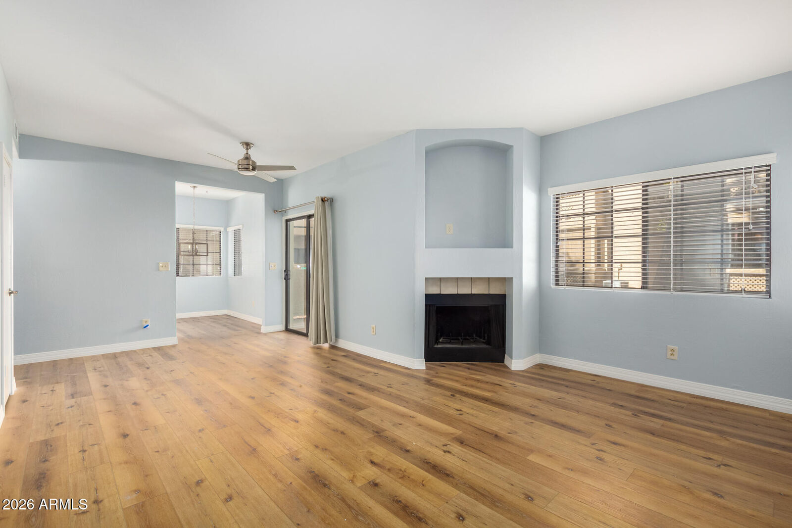 Property Photo: 930 N Mesa Drive 1024 AZ 85201
